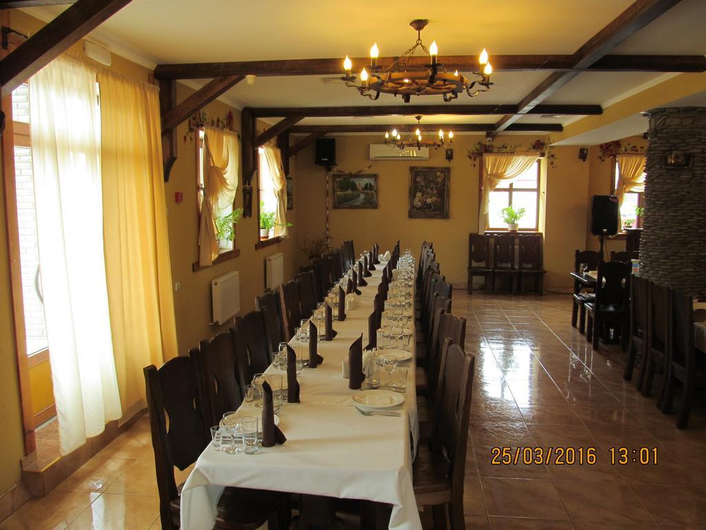 Stara Vezha Hotel Boriszpil Kültér fotó