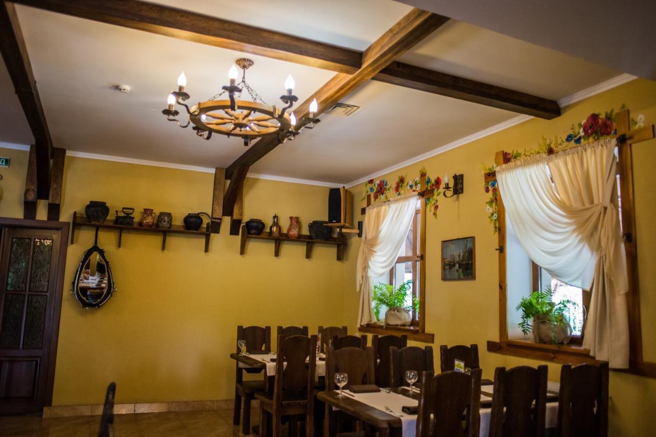 Stara Vezha Hotel Boriszpil Kültér fotó