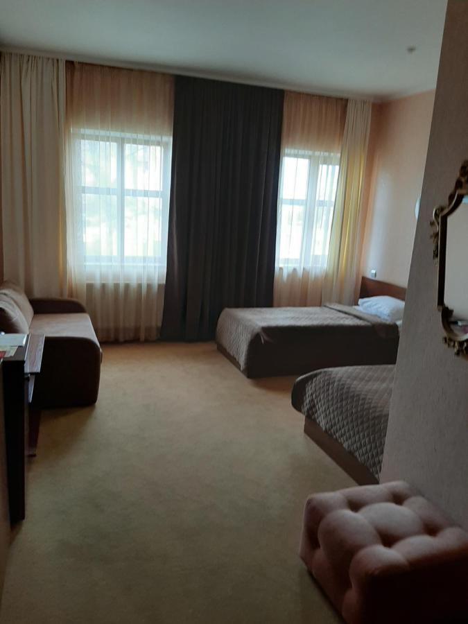 Stara Vezha Hotel Boriszpil Kültér fotó
